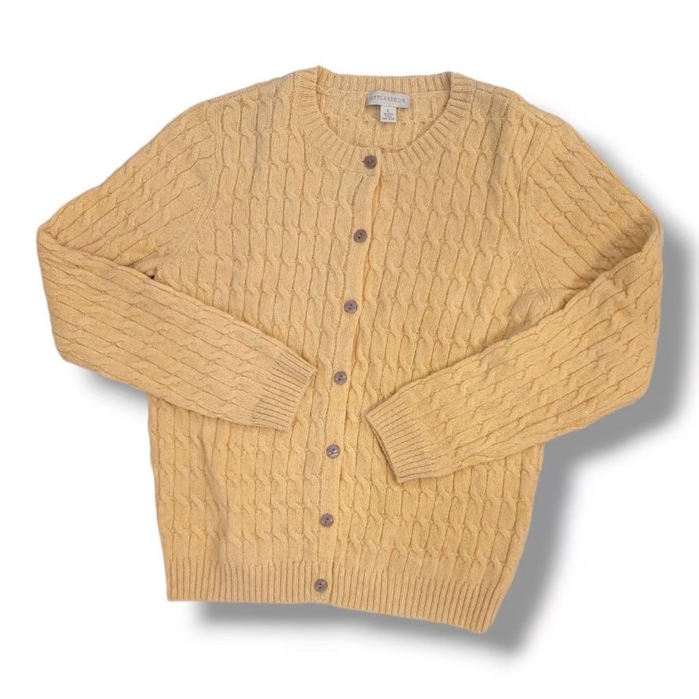 Appleseed’s vintage sweater